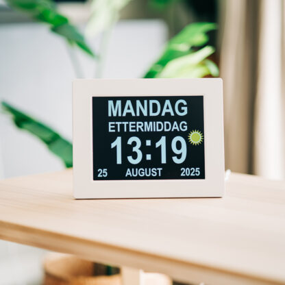 Lettleselig kalender-klokke for eldre 8" - flere språk, hvit