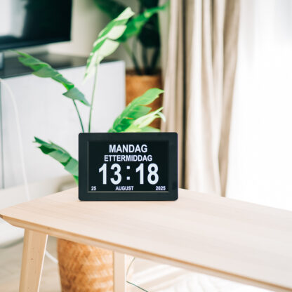 Lettleselig kalender-klokke for eldre 10" – flere språk, sort - Bilde 4