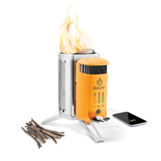 BioLite CampStove 2+ stormkjøkken, vedfyrt med USB-lading